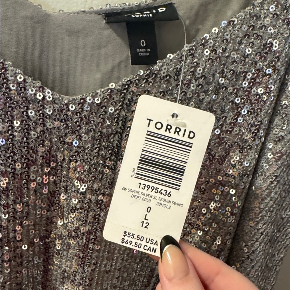 Torrid Sophie Swing Tank - Silver Sequins - Picture 3 of 6